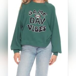 Just Madison Game Day Vibes Sweatshirt M NWT